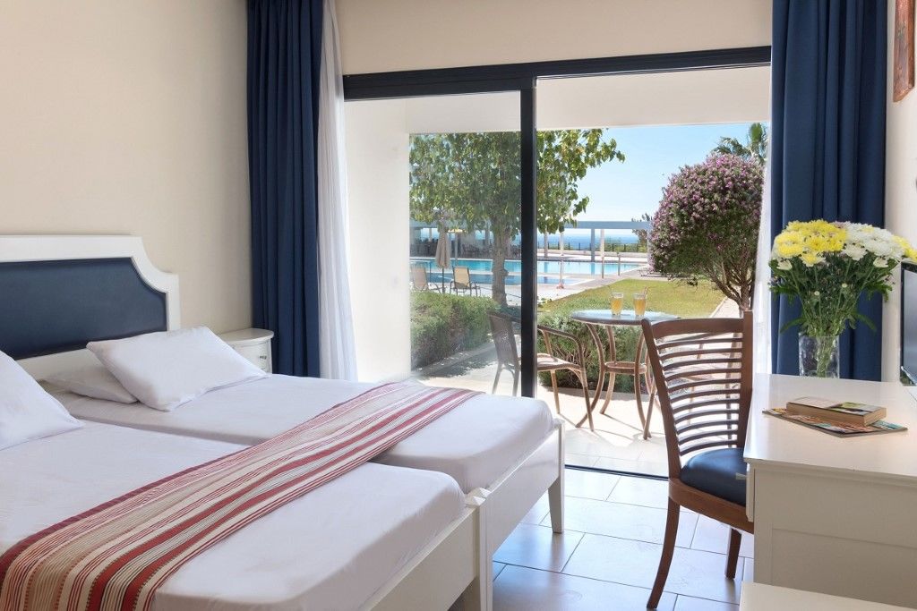 Royal Blue Hotel & Spa Geroskipou Exterior photo